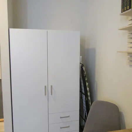 Housing - Kirkebakken 8 *